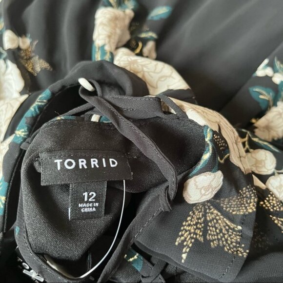 TORRID Black Floral Chiffon Skater Dress Size 12 - Picture 8 of 8